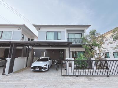 ขาย - Britania Bangna Km. 42 : บริทาเนีย บางนา กม. 42, ฉะเชิงเทรา