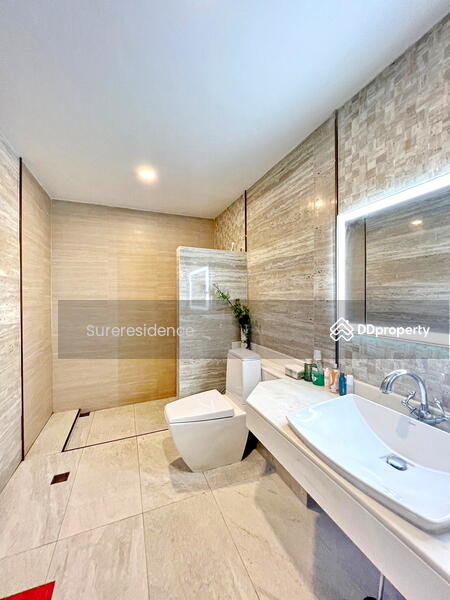 For Sale - House for sell 5 bedrooms Ladphrao, Bangkok