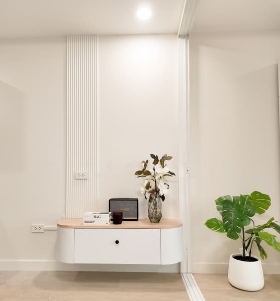 The Log 3, Bangkok, Soi Udomsuk 51, Bang Chak, Phra Khanong, Bangkok, 1 Bedroom, 28 sqm, Condo For Sale, by พงษ์ประเสริฐ ผาแดงจงเจริญ, 11734843 - DDproperty.com