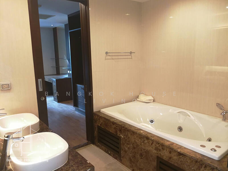 Ideal 24, Bangkok, 85 Sukhumvit 24 Alley, Khong Tan, Khlong Toei, Bangkok, 4 Bedrooms, 327 sqm, Condo For Rent, by Bangkok House Living, 11735263 - DDproperty.com