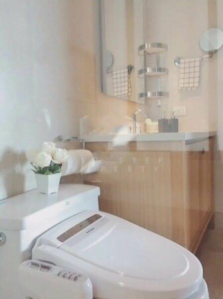 The Emporio Place, Bangkok, 93 Soi Sukhumvit 24, Sukhumvit Road, Khong Tan, Khlong Toei, Bangkok, 1 Bedroom, 49 sqm, Condo For Sale, by Next Step Property, 11735574 - DDproperty.com