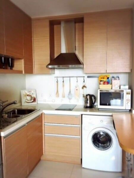 The Emporio Place, Bangkok, 93 Soi Sukhumvit 24, Sukhumvit Road, Khong Tan, Khlong Toei, Bangkok, 1 Bedroom, 49 sqm, Condo For Sale, by Next Step Property, 11735574 - DDproperty.com