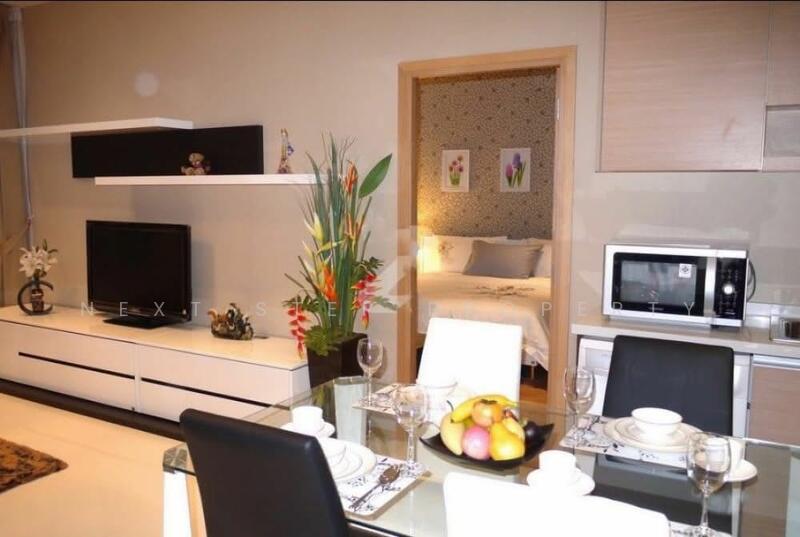 The Emporio Place, Bangkok, 93 Soi Sukhumvit 24, Sukhumvit Road, Khong Tan, Khlong Toei, Bangkok, 1 Bedroom, 49 sqm, Condo For Sale, by Next Step Property, 11735574 - DDproperty.com