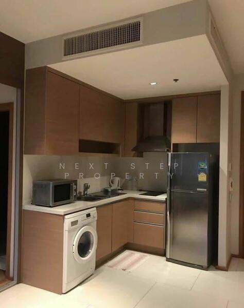 The Emporio Place, Bangkok, 93 Soi Sukhumvit 24, Sukhumvit Road, Khong Tan, Khlong Toei, Bangkok, 1 Bedroom, 48 sqm, Condo For Sale, by Next Step Property, 11735754 - DDproperty.com