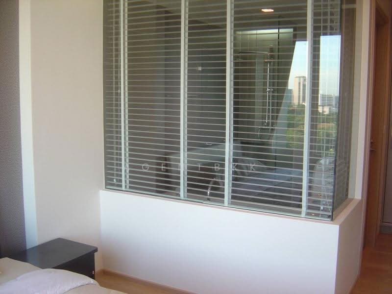 Siri At Sukhumvit, Bangkok, 902 Sukhumvit Road, Phra Kanong, Khlong Toei, Bangkok, 2 Bedrooms, 69 sqm, Condo For Rent, by Agentbkk, 11735921 - DDproperty.com