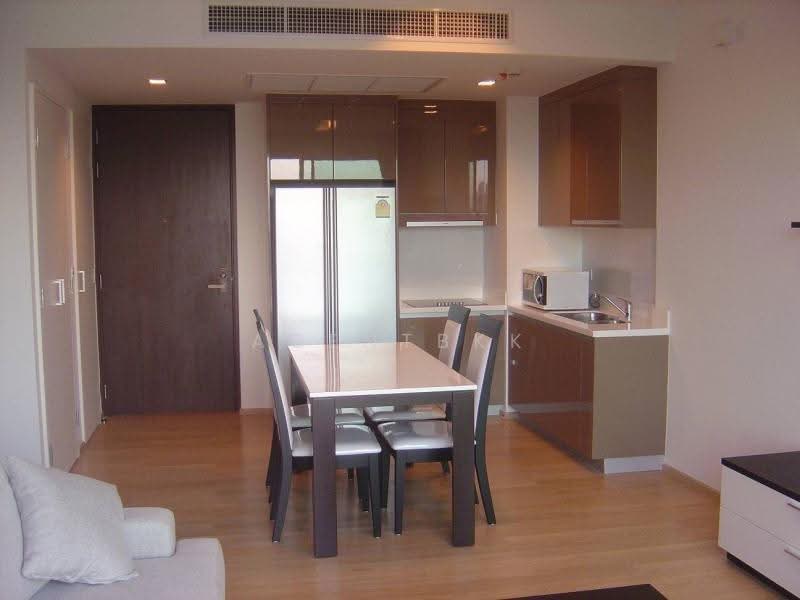 Siri At Sukhumvit, Bangkok, 902 Sukhumvit Road, Phra Kanong, Khlong Toei, Bangkok, 2 Bedrooms, 69 sqm, Condo For Rent, by Agentbkk, 11735921 - DDproperty.com