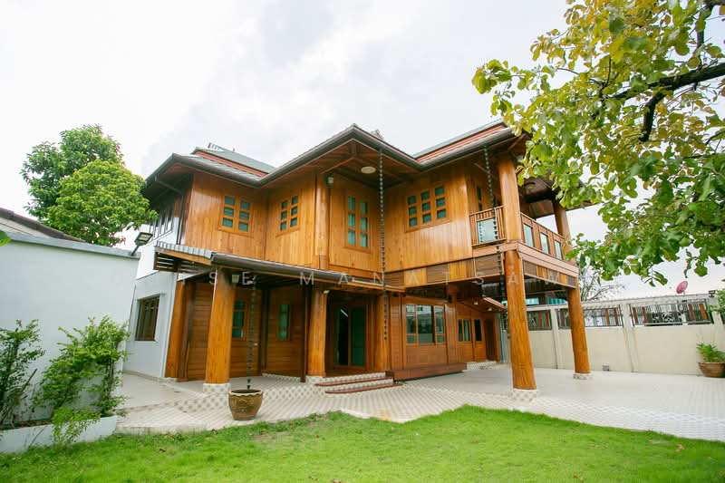TEAK HOUSE, Bangkok, 131 SUTHISAN, Samsen Nok, Huai Khwang, Bangkok, 3 Bedrooms, 300 sqm, Single Detached House For Rent, by Louise Manatsawee, 11736615 - DDproperty.com