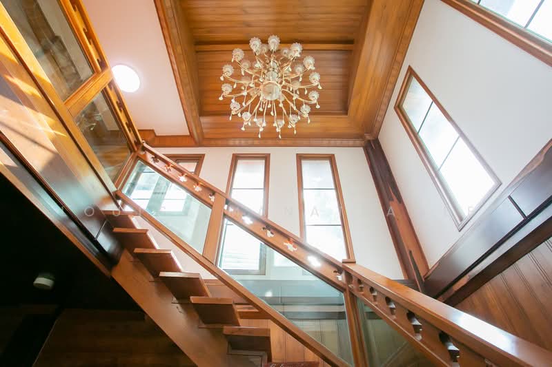 TEAK HOUSE, Bangkok, 131 SUTHISAN, Samsen Nok, Huai Khwang, Bangkok, 3 Bedrooms, 300 sqm, Single Detached House For Rent, by Louise Manatsawee, 11736615 - DDproperty.com