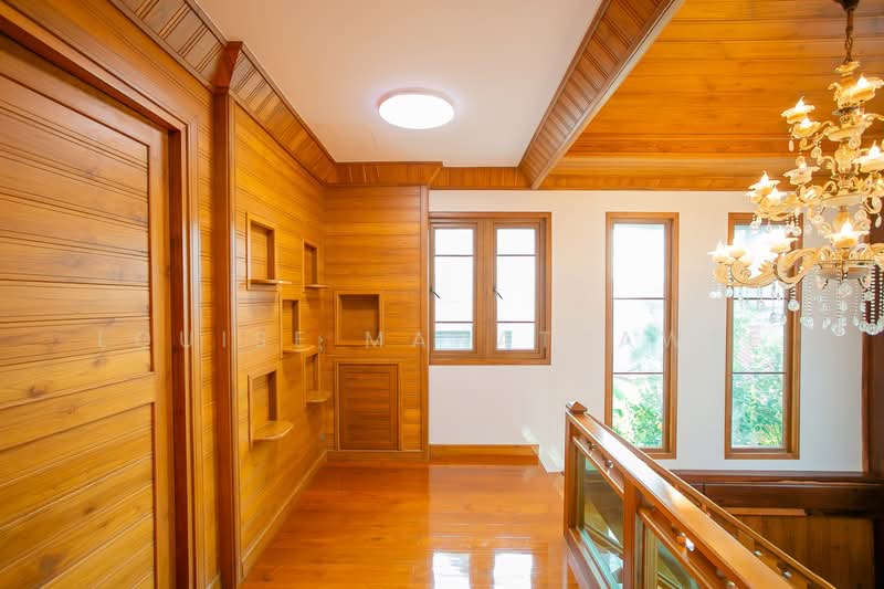 TEAK HOUSE, Bangkok, 131 SUTHISAN, Samsen Nok, Huai Khwang, Bangkok, 3 Bedrooms, 300 sqm, Single Detached House For Rent, by Louise Manatsawee, 11736615 - DDproperty.com