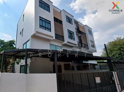 ขาย - ทาวน์โฮม 3.5 ชั้น 250 ตรม. ซอย ลาดพร้าว 25 แยก 2 แขวงจันทรเกษม, กรุงเทพ