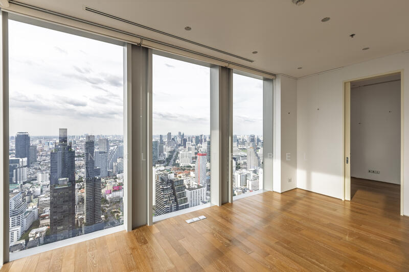Master bedroom: 35 sqm