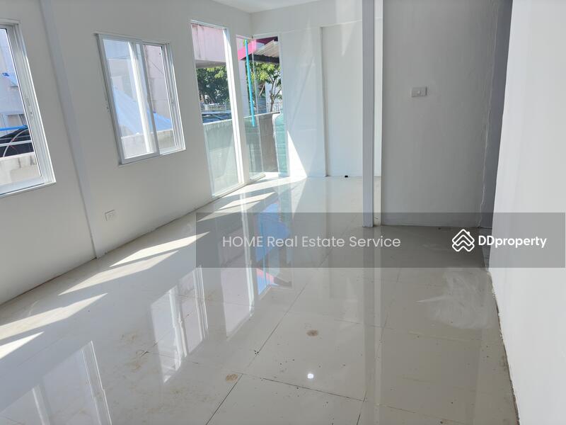 For Sale - Preecha Romklao, Bangkok