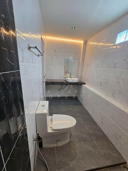 10R0448 This house for rent 3 bedroom 2 bathroom 35,000/month at Muang have fully furnished, Phuket, Ratsada, Muang Phuket, Phuket, 3 Bedrooms, 150 sqm, Townhouse For Rent, by PK LIFE Property, 11738861 - DDproperty.com