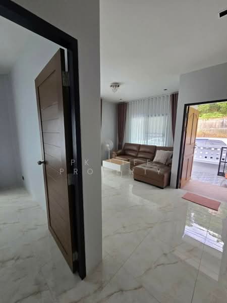 10R0448 This house for rent 3 bedroom 2 bathroom 35,000/month at Muang have fully furnished, ภูเก็ต, รัษฎา, เมืองภูเก็ต, ภูเก็ต, 150 ตร.ม., ทาวน์เฮ้าส์ ให้เช่า, โดย PK LIFE Property, 11738861 - DDproperty.com