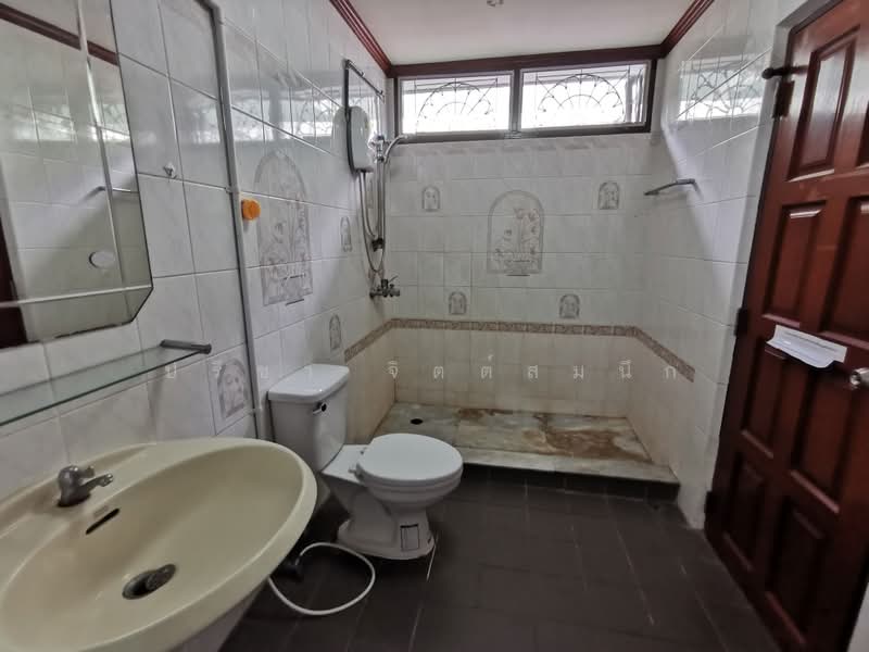 Phaholyothin road around BTS Ari, Bangkok, Samsen Nai, Phaya Thai, Bangkok, 3 Bedrooms, 200 sqm, Townhouse For Rent, by ปรีชา จิตต์สมนึก, 11739541 - DDproperty.com