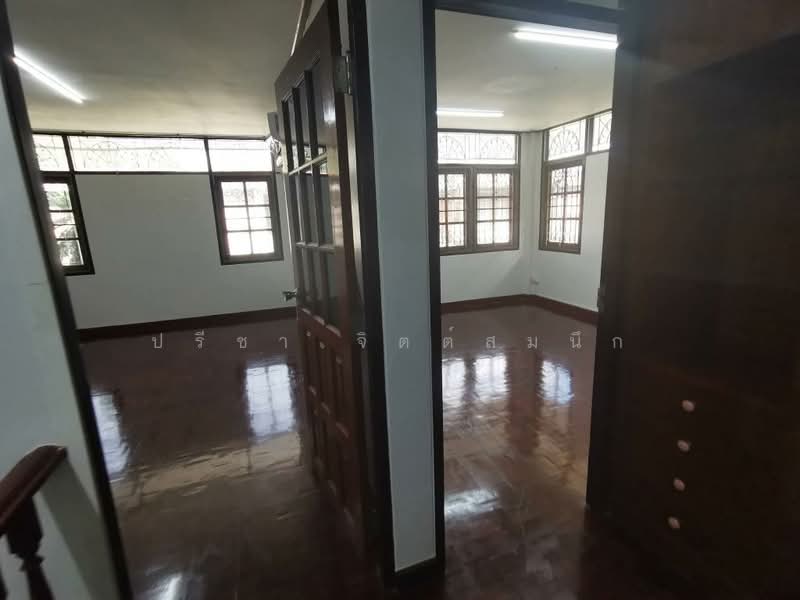 Phaholyothin road around BTS Ari, Bangkok, Samsen Nai, Phaya Thai, Bangkok, 3 Bedrooms, 200 sqm, Townhouse For Rent, by ปรีชา จิตต์สมนึก, 11739541 - DDproperty.com