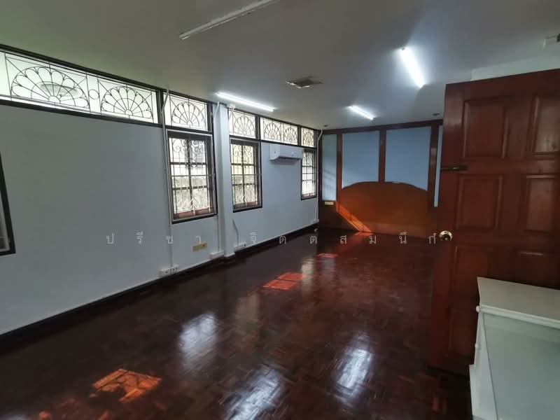 Phaholyothin road around BTS Ari, Bangkok, Samsen Nai, Phaya Thai, Bangkok, 3 Bedrooms, 200 sqm, Townhouse For Rent, by ปรีชา จิตต์สมนึก, 11739541 - DDproperty.com