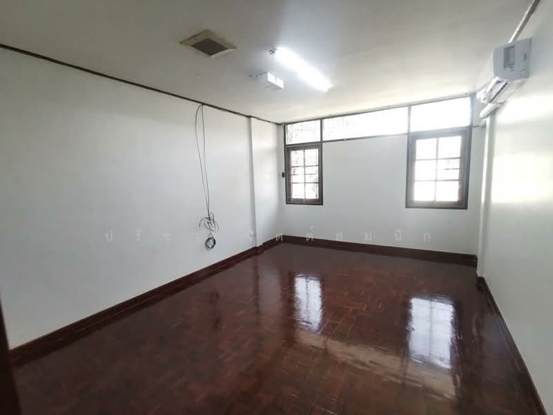 Phaholyothin road around BTS Ari, Bangkok, Samsen Nai, Phaya Thai, Bangkok, 3 Bedrooms, 200 sqm, Townhouse For Rent, by ปรีชา จิตต์สมนึก, 11739541 - DDproperty.com