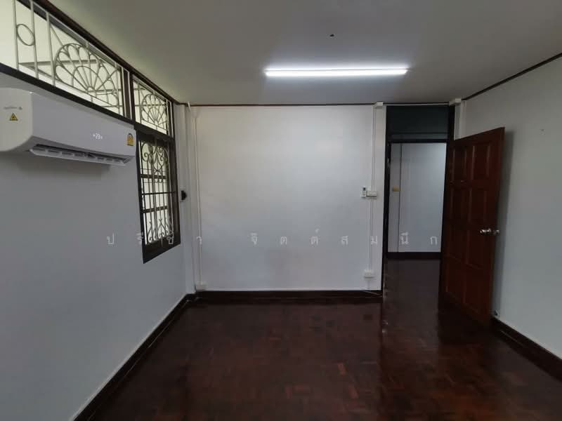 Phaholyothin road around BTS Ari, Bangkok, Samsen Nai, Phaya Thai, Bangkok, 3 Bedrooms, 200 sqm, Townhouse For Rent, by ปรีชา จิตต์สมนึก, 11739541 - DDproperty.com