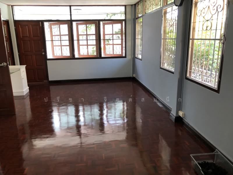 Phaholyothin road around BTS Ari, Bangkok, Samsen Nai, Phaya Thai, Bangkok, 3 Bedrooms, 200 sqm, Townhouse For Rent, by ปรีชา จิตต์สมนึก, 11739541 - DDproperty.com