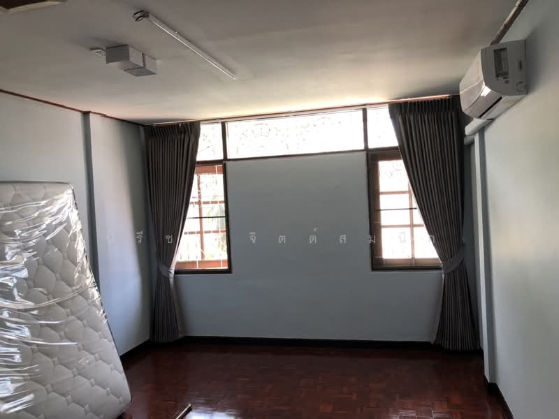 Phaholyothin road around BTS Ari, Bangkok, Samsen Nai, Phaya Thai, Bangkok, 3 Bedrooms, 200 sqm, Townhouse For Rent, by ปรีชา จิตต์สมนึก, 11739541 - DDproperty.com