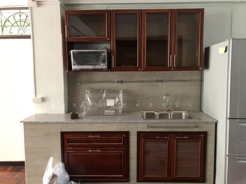 Phaholyothin road around BTS Ari, Bangkok, Samsen Nai, Phaya Thai, Bangkok, 3 Bedrooms, 200 sqm, Townhouse For Rent, by ปรีชา จิตต์สมนึก, 11739541 - DDproperty.com