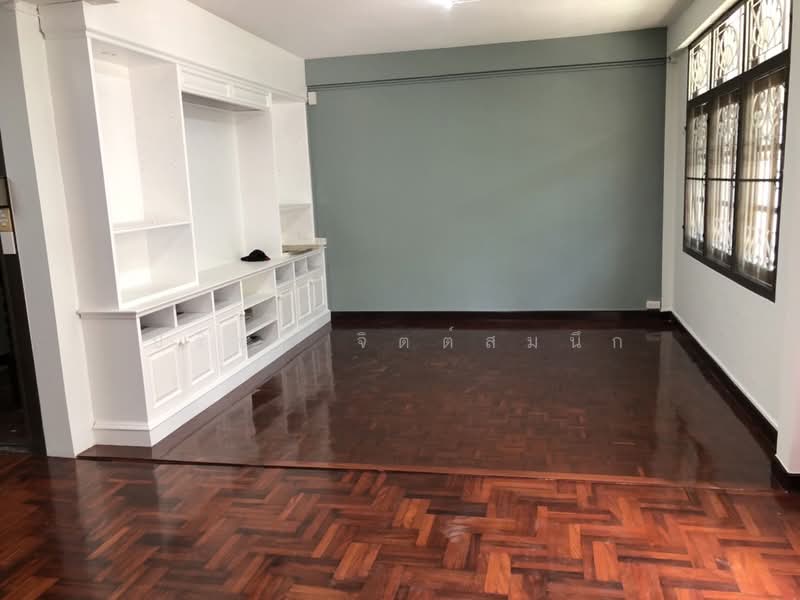 Phaholyothin road around BTS Ari, Bangkok, Samsen Nai, Phaya Thai, Bangkok, 3 Bedrooms, 200 sqm, Townhouse For Rent, by ปรีชา จิตต์สมนึก, 11739541 - DDproperty.com