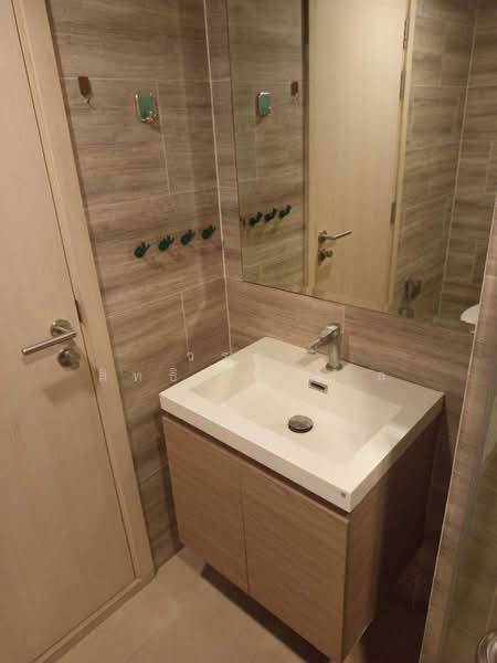 Maestro 03 Ratchada-Rama 9, Bangkok, Soi Ratchadaphisek 3 Ratchadaphisek Road, Din Daeng, Bangkok, 1 Bedroom, 33 sqm, Condo For Rent, by วรกร สิทธิลู่ตระกูล, 11739610 - DDproperty.com