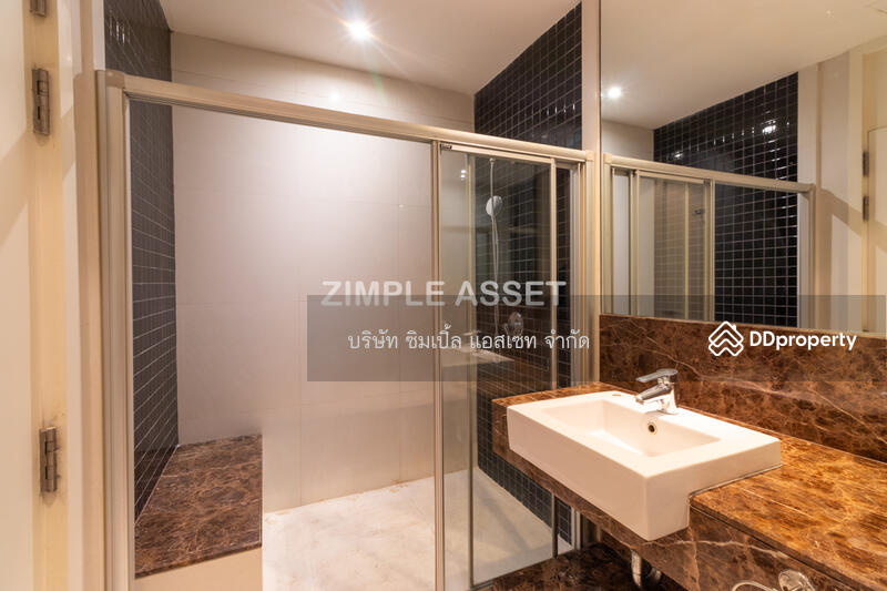 4 Bedrooms Duplex