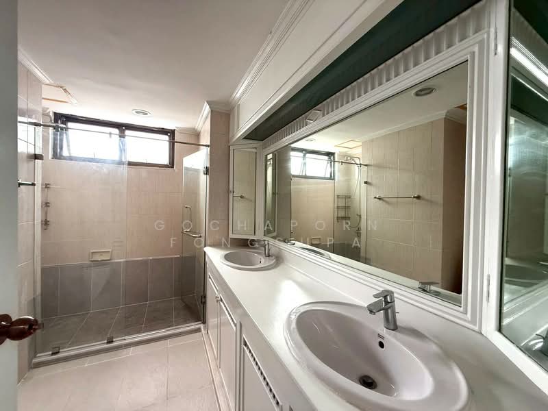 Apartment at Sukhumvit 43, กรุงเทพ, คลองตันเหนือ, วัฒนา, กรุงเทพ, 320 ตร.ม., อพาร์ทเมนท์ ให้เช่า, โดย Gochaporn Fongsupa, 11739656 - DDproperty.com
