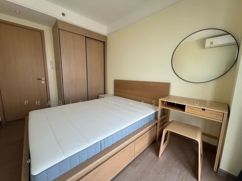 Regal Sathon-Naradhiwas, Bangkok, Naradhiwas Rajanagarindra Road, Thung Maha Mek, Sathon, Bangkok, 1 Bedroom, 36 sqm, Condo For Rent, by Phasit Thirasaisub, 11740123 - DDproperty.com