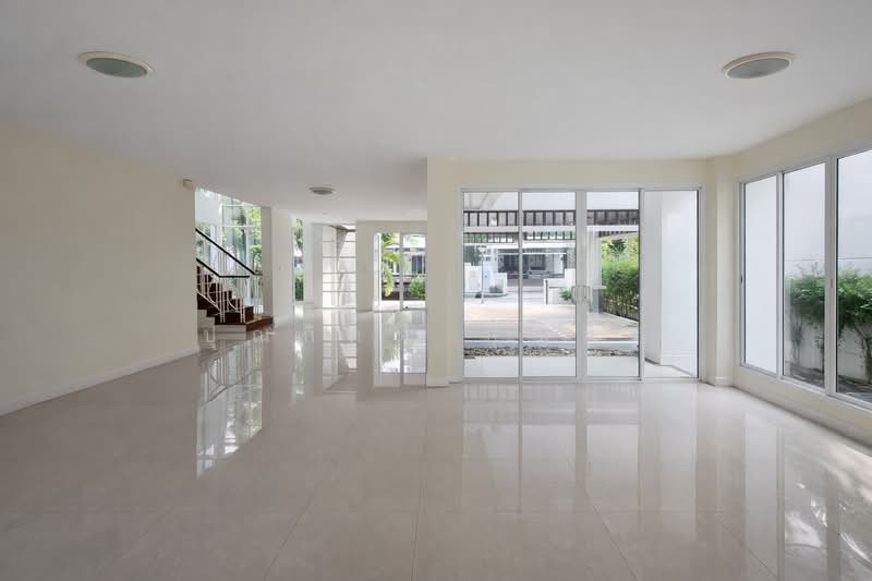 Blue Lagoon Bangna-Trad KM. 8, Bangkok, Kanchanaphisek Road, Dok Mai, Prawet, Bangkok, 3 Bedrooms, 290 sqm, Single Detached House For Sale, by ปุณกิตติ์ บุญสิริ, 11740713 - DDproperty.com
