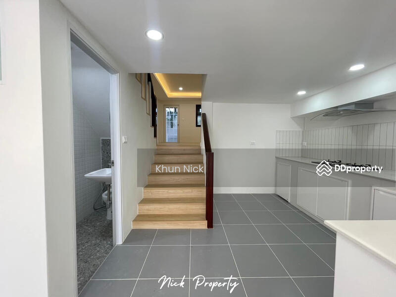 ขาย - Townhome แจ้งวัฒนะ - ติวานนท์ 43, นนทบุรี