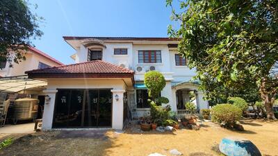 ขาย - หมู่บ้านมัณฑนา ศรีนครินทร์ ต.บางเมือง อ.เมือง จ.สมุทรปราการ, สมุทรปราการ