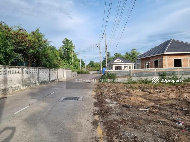 For Sale - Land for sale in Nong Mai Daeng, 269 sq m, next to Prachasuk Sai Alley Road,, Chon Buri