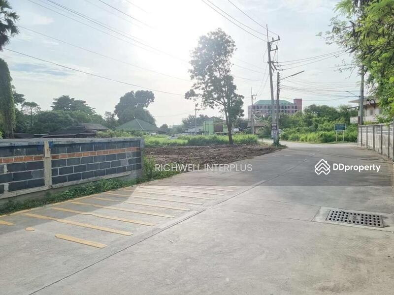 For Sale - Land for sale in Nong Mai Daeng, 269 sq m, next to Prachasuk Sai Alley Road,, Chon Buri