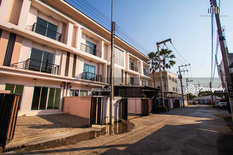 ขาย - ถูกที่สุดในเมืองเพชรบูรณ์ ! ทาวน์โฮม 3 ชั้น พร้อมเข้าอยู่ ใกล้บิ๊กซีแค่ 250 เมตร!, เพชรบูรณ์