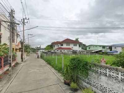 ขาย - ขายที่ดินหน้าเมือง แปดริ้ว เนื้อที่ 108 ตรว. ซอยมหาจักรพรรด์17 หน้าสถานีรถไฟฉะเชิงเทรา, ฉะเชิงเทรา
