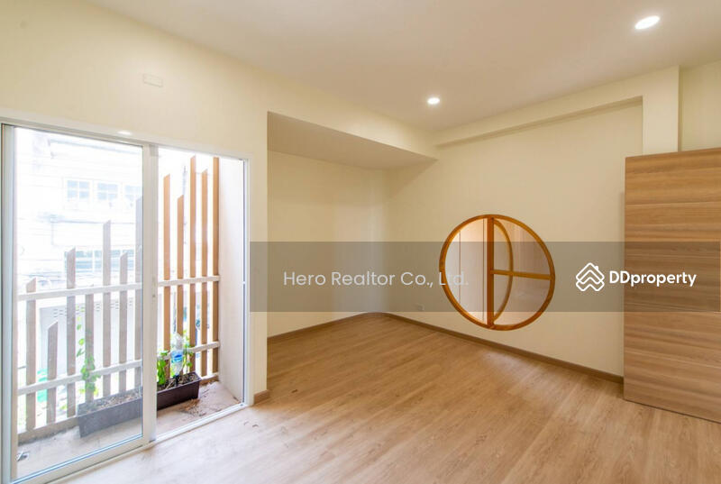For Rent - For Sale Bangkok Home Office Nak Niwat Lad Phrao BRE20330, Bangkok