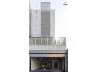 ขาย - Single house in the heart of Ekkamai, Soi Sukhumvit 65. บ้านเดี่ยว ใจกลางเอกมัย ซอยสุขุมวิท65, กรุงเทพ