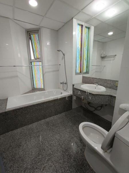 Sathorn House, Bangkok, Sathorn, Silom, Bang Rak, Bangkok, 2 Bedrooms, 65 sqm, Condo For Rent, by Caveman Property, 11744318 - DDproperty.com