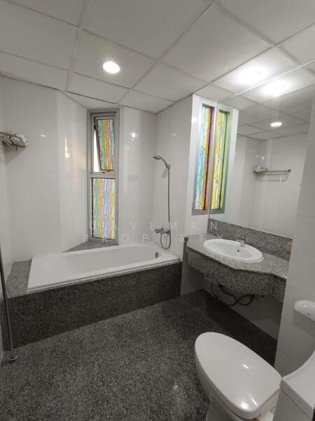 Sathorn House : สาธร เฮ้าส์, กรุงเทพ, สาทรเหนือ, สีลม, บางรัก, กรุงเทพ, 65 ตร.ม., คอนโด ให้เช่า, โดย Caveman Property, 11744318 - DDproperty.com