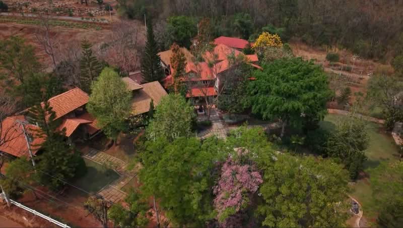 ขายรีสอร์ทสุดหรูสไตล์ศิลปะ 6 ไร่ ใจกลางเขาใหญ่ บนทำเลแลนด์มาร์คที่ดีที่สุด, Nakhon Ratchasima, Khanong Phra, Pak Chong, Nakhon Ratchasima, 10+ Bedrooms, 1,600 sqm, Apartment For Sale, by คุณเมย์, 11744773 - DDproperty.com