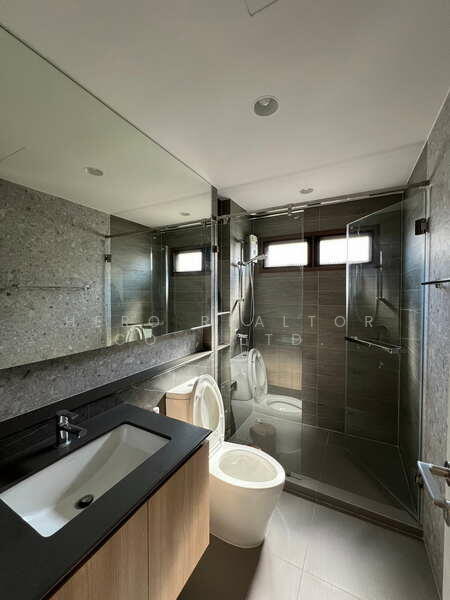 Burasiri Krungthep Kreetha, Bangkok, 95 Soi Pracha Ruam Chai, Hua Mak, Bang Kapi, Bangkok, 4 Bedrooms, 238 sqm, Single Detached House For Rent, by Hero Realtor Co., Ltd., 11745285 - DDproperty.com