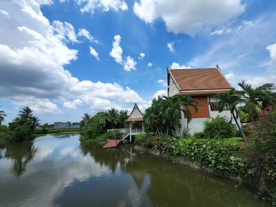ขาย - บ้านเดี่ยว บ้านสวน เรือนไทย ริมน้ำ หอมเกร็ด ทรงคนอง ไร่ขิง สามพราน นครปฐม, นครปฐม