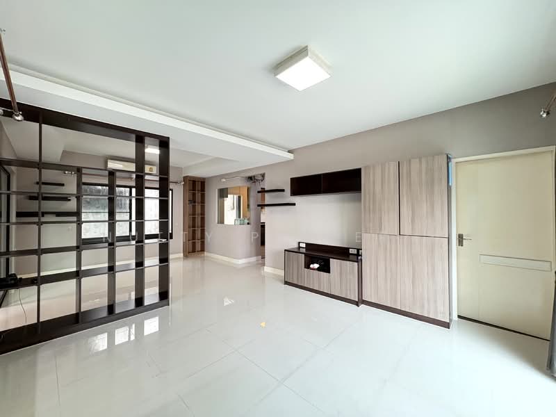Mantana Bangna Km.7, Samut Prakan, 68 Bangna-Trad Road, Bang Kaeo, Bang Plee, Samut Prakan, 4 Bedrooms, 200 sqm, Single Detached House For Sale, by Nutty Property, 11745962 - DDproperty.com
