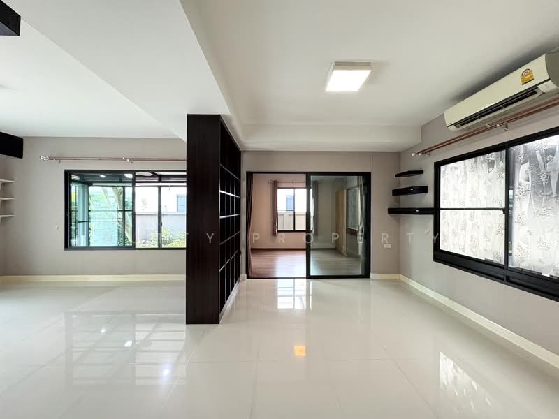 Mantana Bangna Km.7, Samut Prakan, 68 Bangna-Trad Road, Bang Kaeo, Bang Plee, Samut Prakan, 4 Bedrooms, 200 sqm, Single Detached House For Sale, by Nutty Property, 11745962 - DDproperty.com