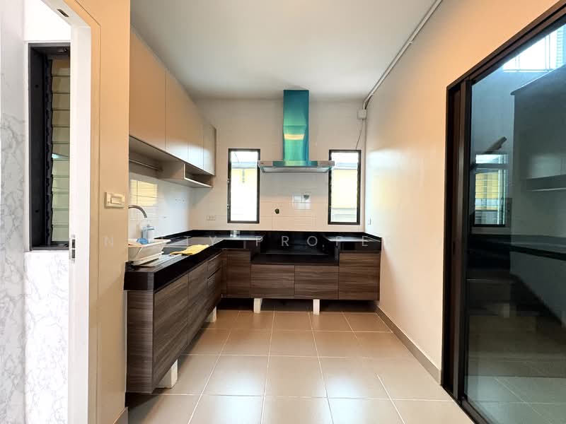 Mantana Bangna Km.7, Samut Prakan, 68 Bangna-Trad Road, Bang Kaeo, Bang Plee, Samut Prakan, 4 Bedrooms, 200 sqm, Single Detached House For Sale, by Nutty Property, 11745962 - DDproperty.com