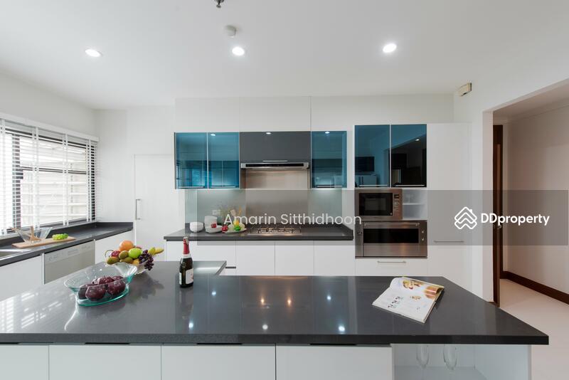 ให้เช่า - Mayfair Garden Apartment, กรุงเทพ