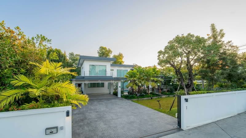 For Sale - Pool Villa In Nam Phrae, Hang Dong, Chiang Mai